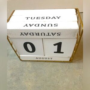 Wood block counter for calendar. Target like new
